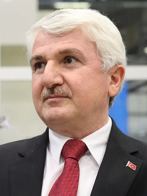 Prof. Dr. Mahmut Akşit