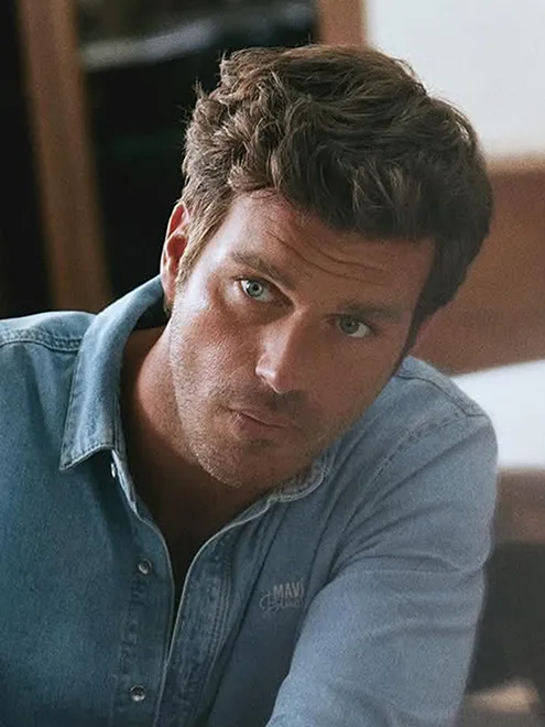 Kıvanç Tatlıtuğ